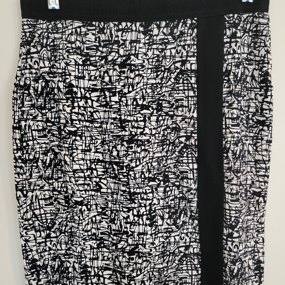 Ann Taylor Black And White Skirt Women's Size 6